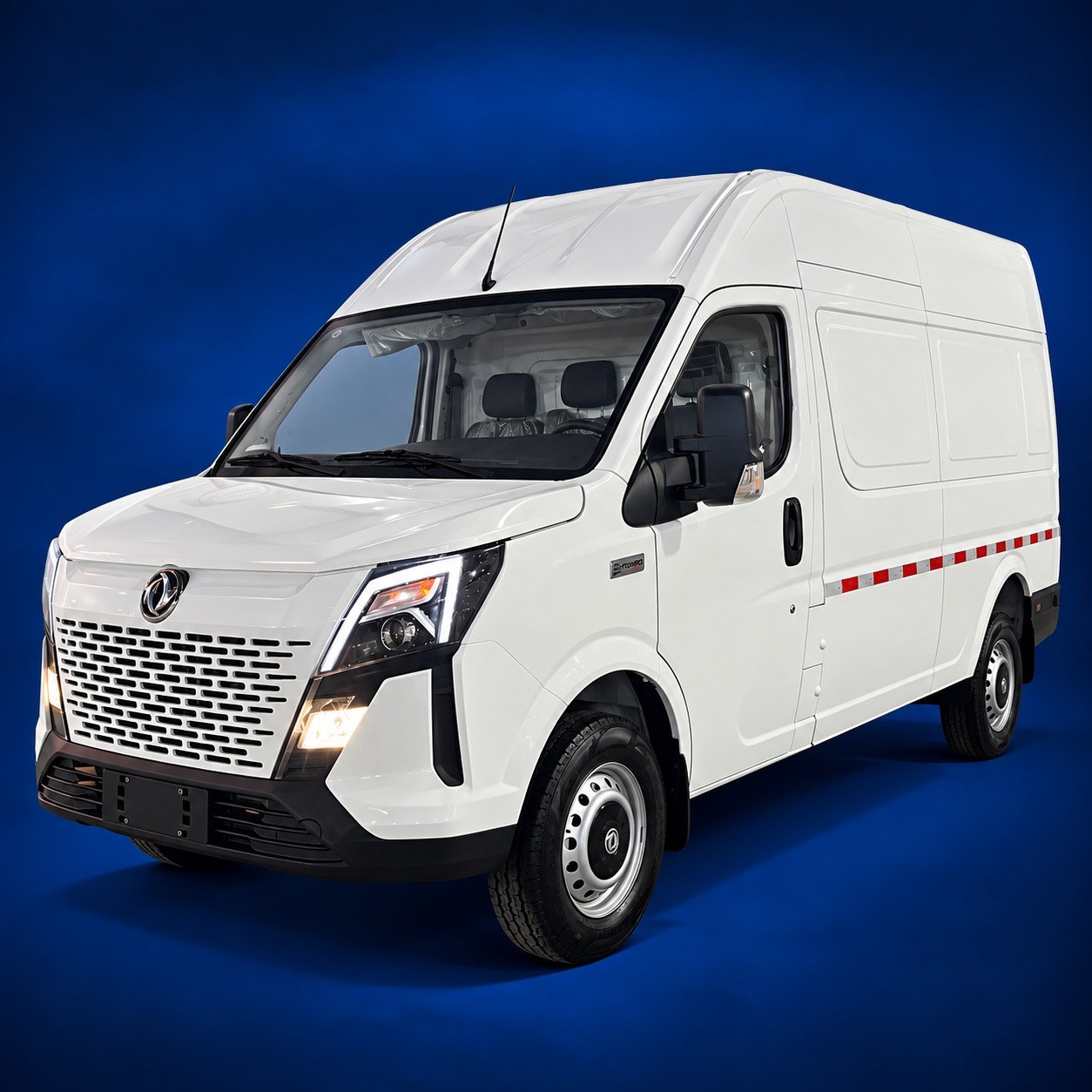 Dongfeng كابتن V كارجو - فان بضائع مغلق عالي السقف (محرك نيسان)
